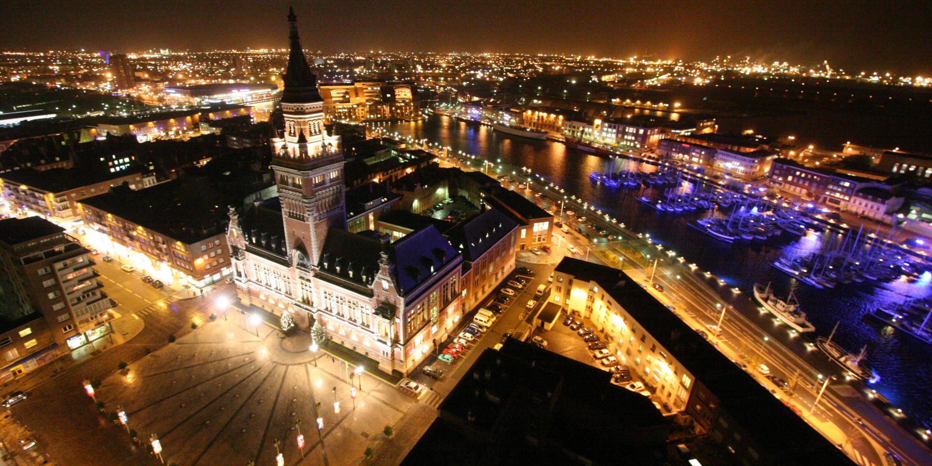 VTC de nuit à Dunkerque : comment réserver un chauffeur fiable?